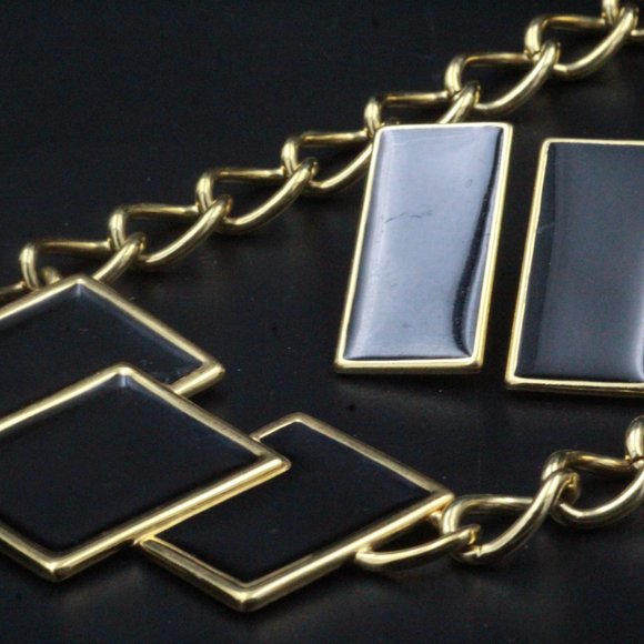 Monet Signed Designer Black Enamel Modernist Rectangular Necklace Set - Picture 8 of 11
